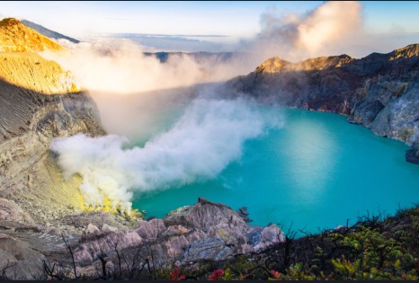 East Java Volcano & Waterfall Adventure: Ijen, Tumpak Sewu, and Bromo Tour from Surabaya