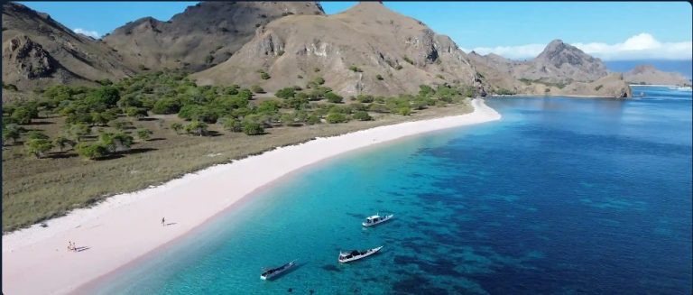 3-Day Komodo Island Sailing Adventure